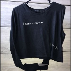 Black long sleeve crop top